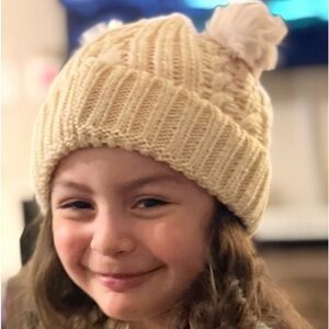 Kids soft Tone Double Pom beanie‎